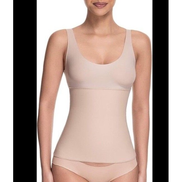 Squeem Celebrity Style Tank Top Beige Shapewear Women's Size Medium NEW 26AG - Picture 1 of 7